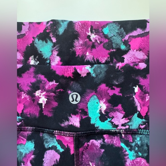 lululemon align high rise short 2 inch - Picture 3 of 3